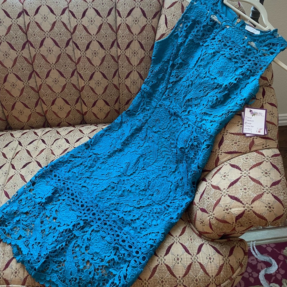 NWT bright blue lace dress lined bodice to knee sheer below knee & above bra L